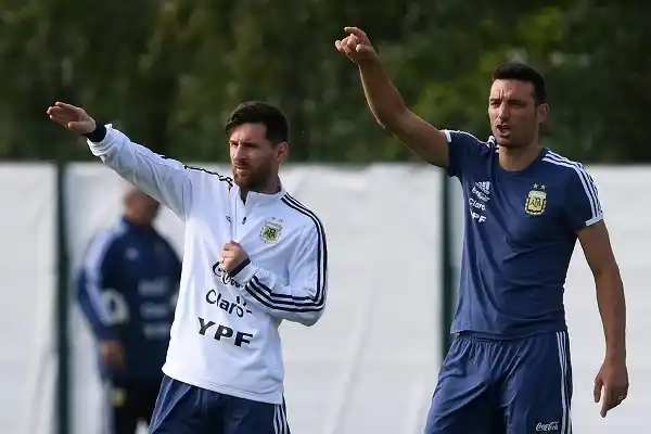 Scaloni habló sobre el posible regreso de Messi al equipo