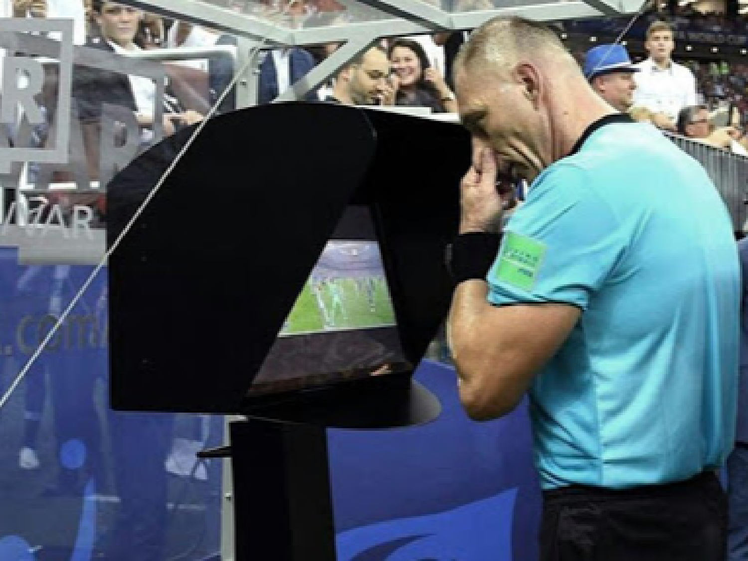 VAR: los árbitros retoman el curso intensivo