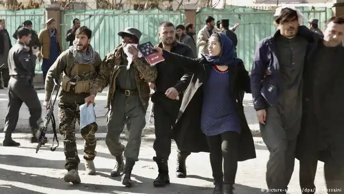 Atentado explosivo en Kabul deja 40 muertos y 140 heridos