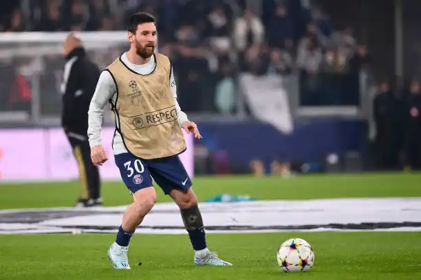 Messi volvió a los entrenamientos con PSG.
