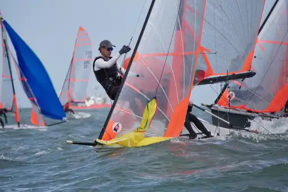 Momento de Medal Race en el tramo final de la SIY