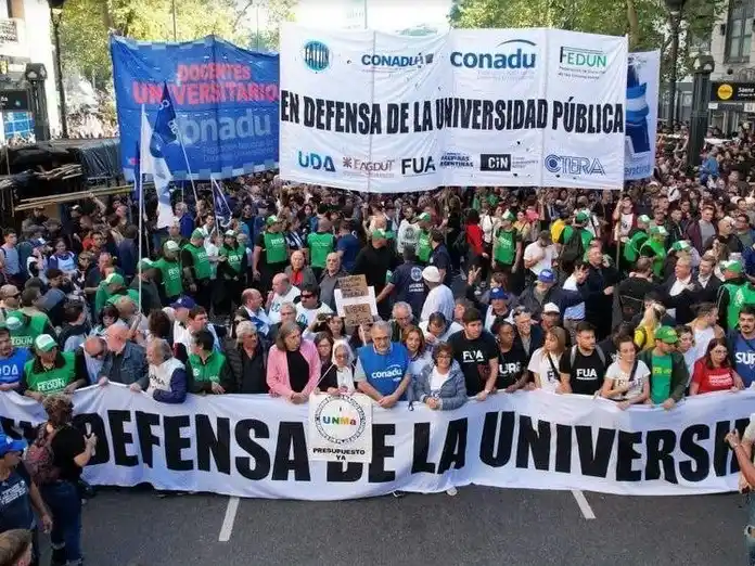 La educación pública se moviliza tras el veto de Milei a la ley de financiamiento