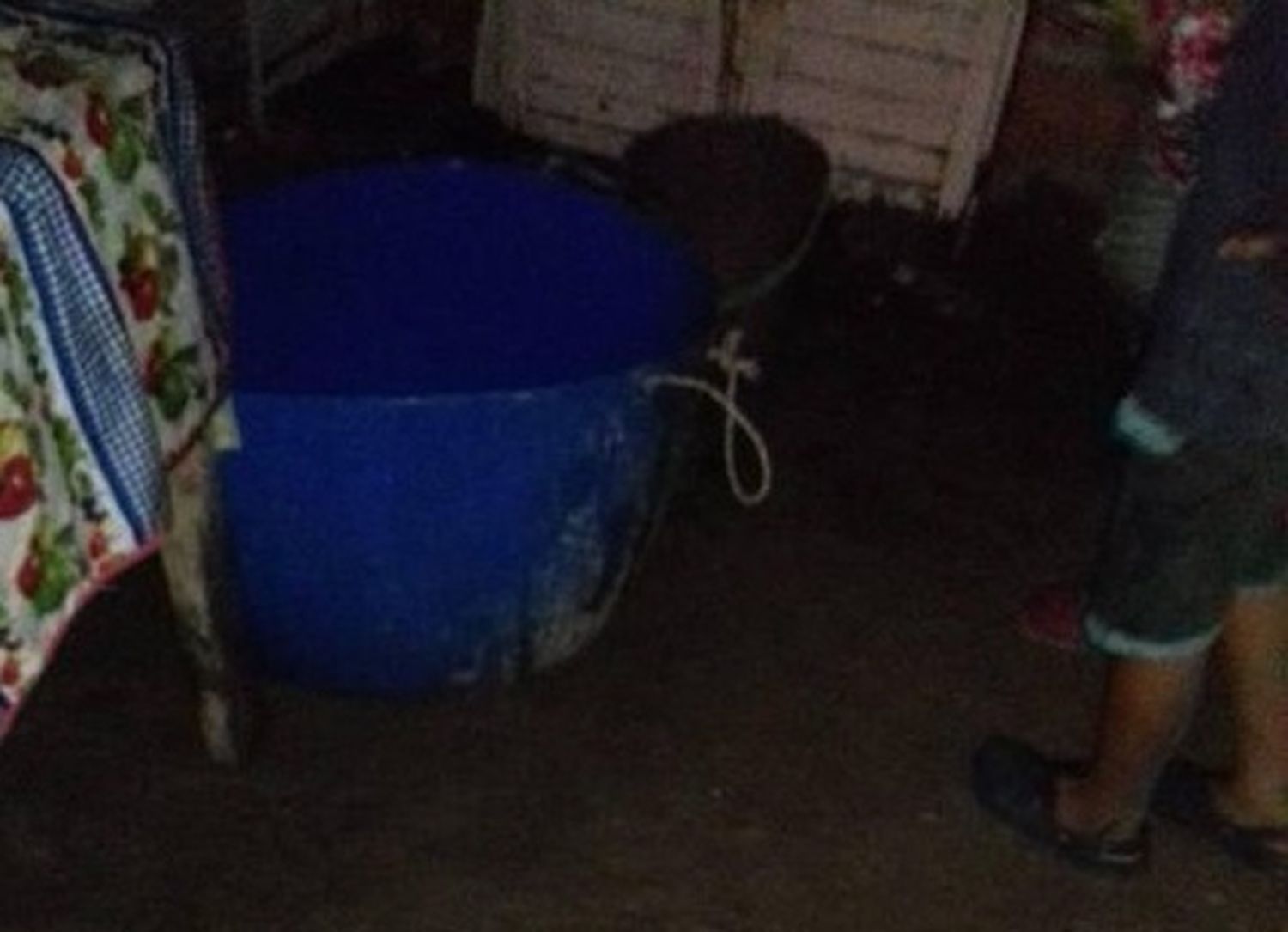 A Maris se le mojó todo y necesita ayuda