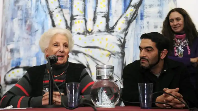 La madre del nieto 120: "Quedé sola a merced de los genocidas"