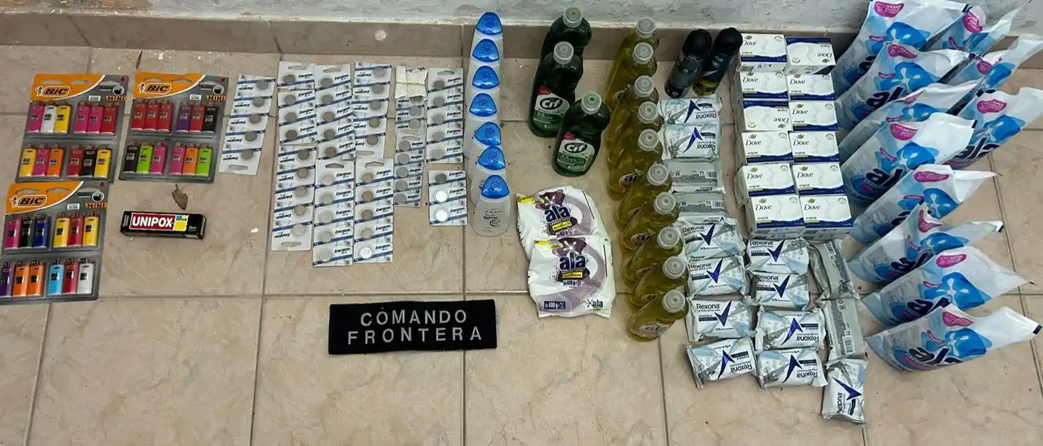 Personal policial aprehendió a pareja.