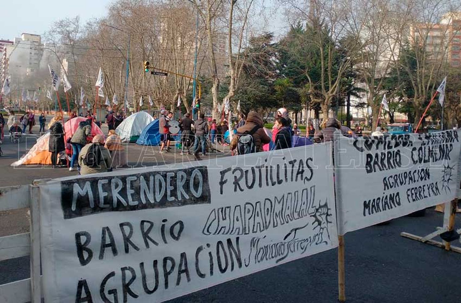 A dos semanas del acampe, agrupaciones barriales decidieron cortar Luro