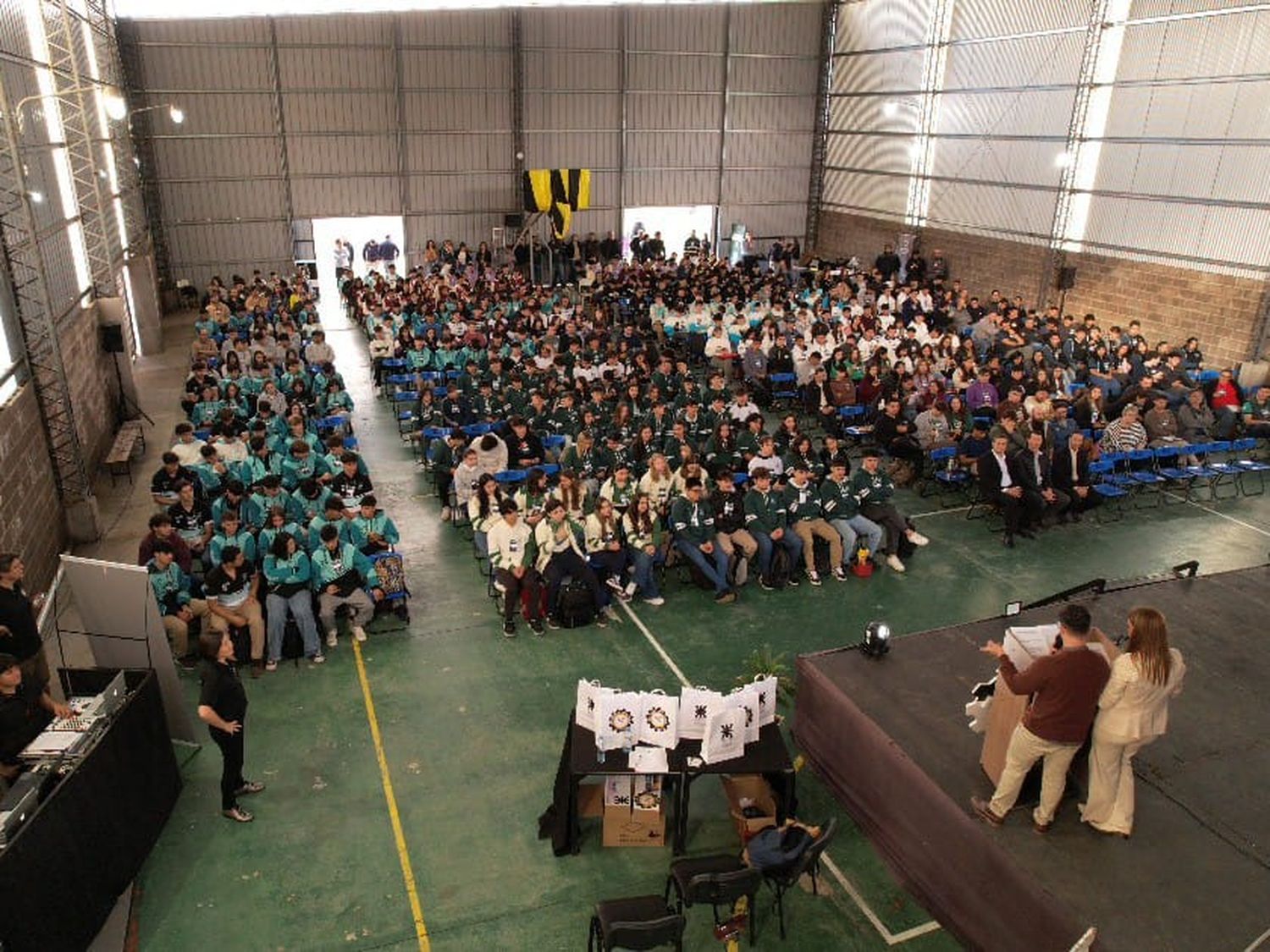 Más de quinientos alumnos participaron de primer seminario sobre transición energética