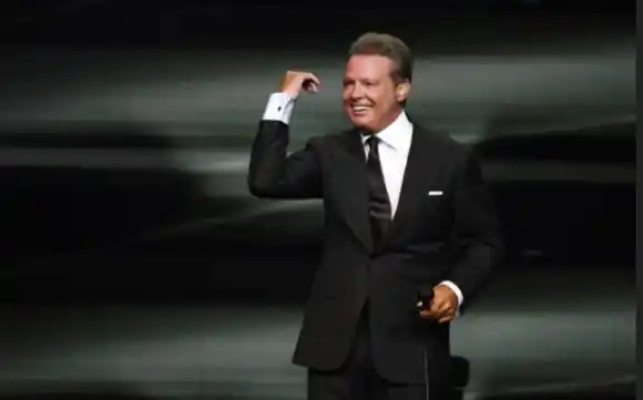 Luis Miguel es mala paga y no da pensión a sus hijos
