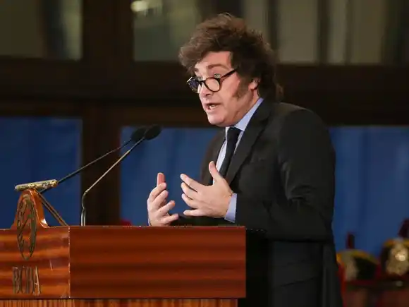 Milei pide a la Justicia retirarle la custodia a Fabiola Yañez en España