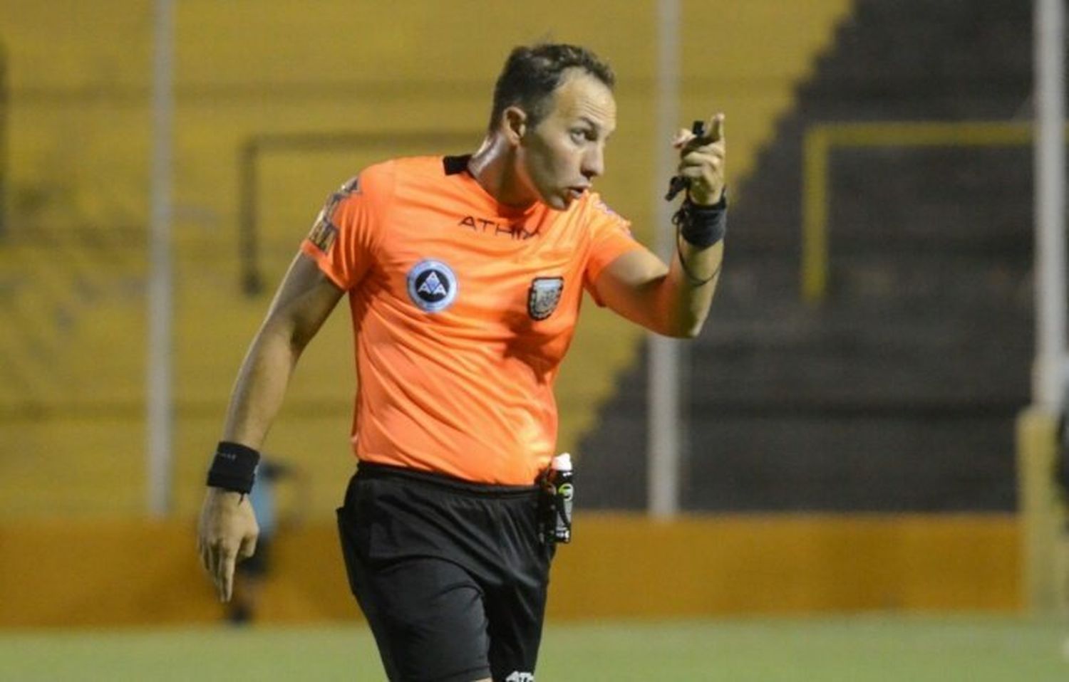 Alvarado pidió que no los dirija más Comesaña