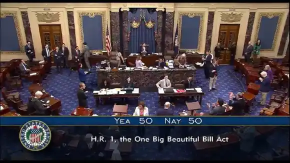 Ley de presupuesto de Trump se estanca por división republicana en el Congreso