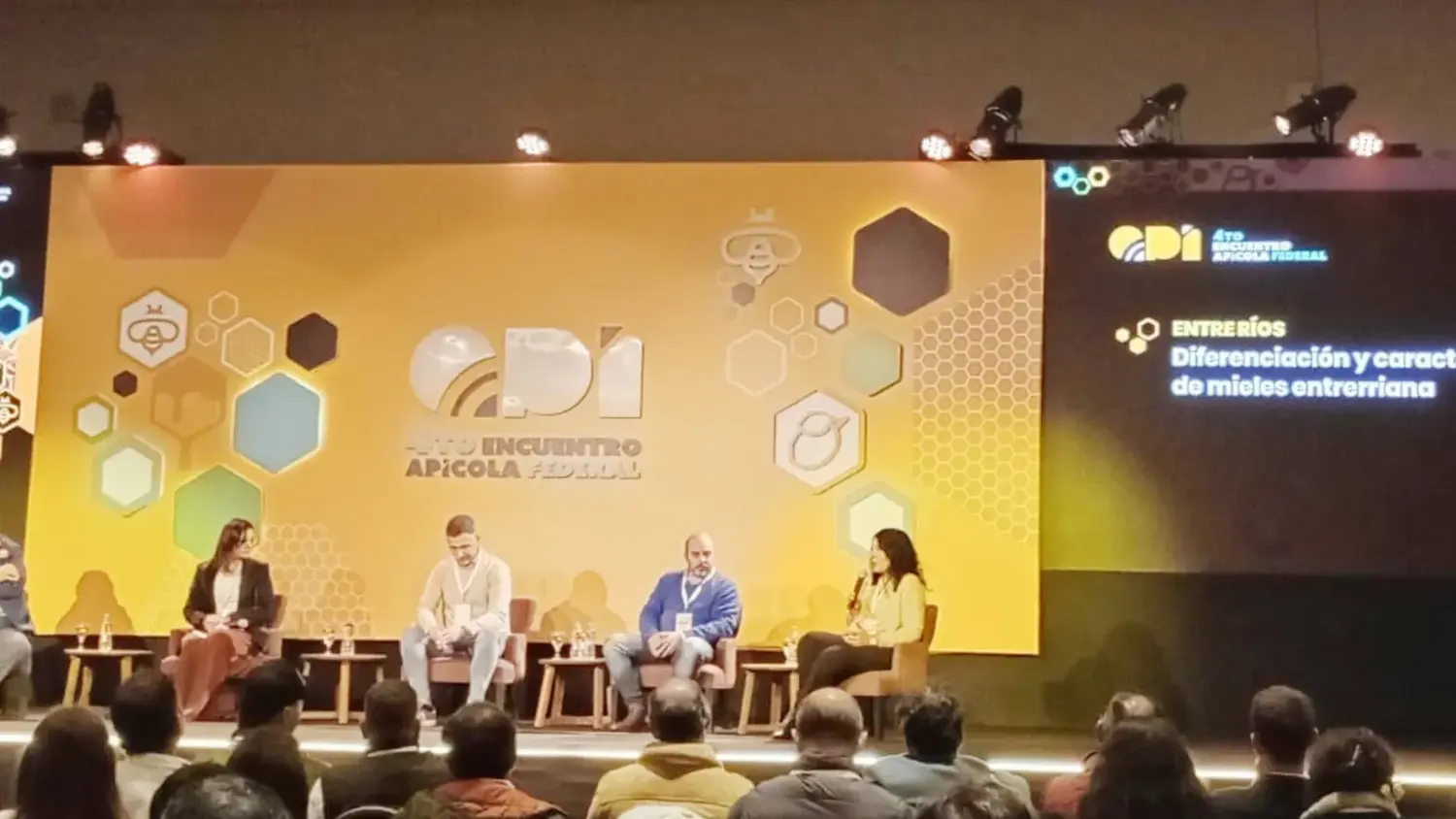 Entre Ríos participó del 4° Encuentro Apícola Federal, en Tucumán