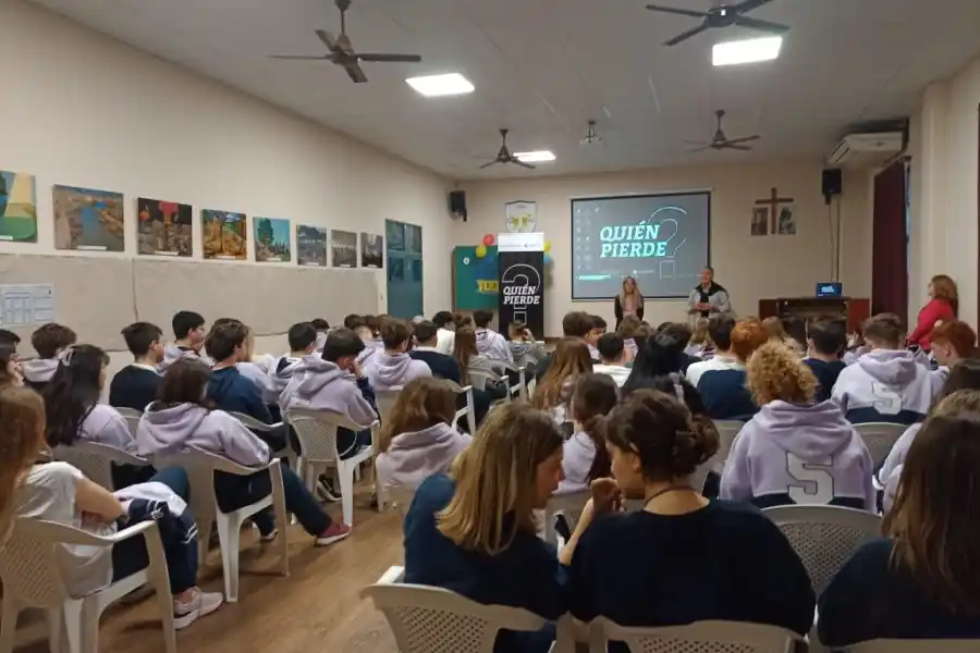 Estudiantes de la Escuela San José comenzaron la capacitación de “Mi Primera Licencia”