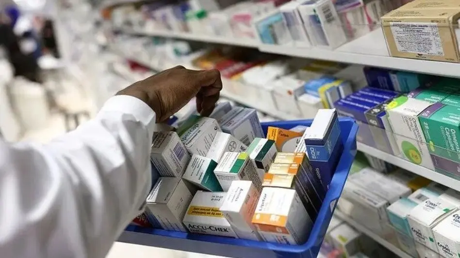 Presidente del colegio de Farmacéuticos: "el precio de los medicamentos se mantiene por debajo de la inflación"