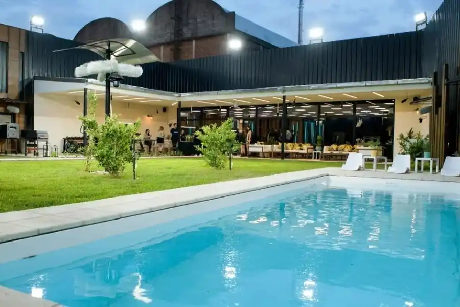 Así será la colosal nueva casa de Gran Hermano: 70 cámaras, pileta climatizada, un sauna, parrillas y un baño para 18 personas