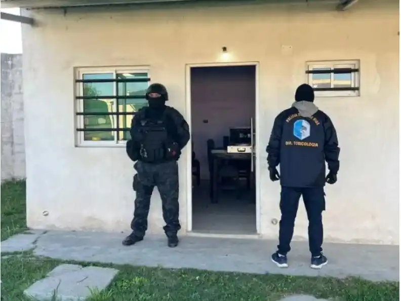 Megaoperativo antidrogas en Gualeguay: seis detenidos y más de 750 dosis de cocaína secuestradas