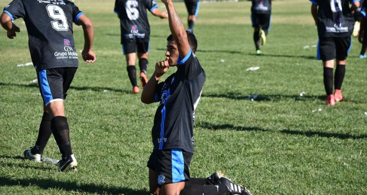 Social eliminó a Las Palmeras y va por Paraná