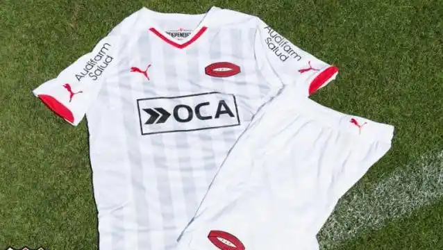 Esta es la novedosa camiseta que usará Independiente