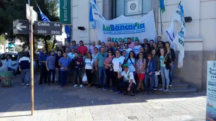 Culmina hoy el paro bancario