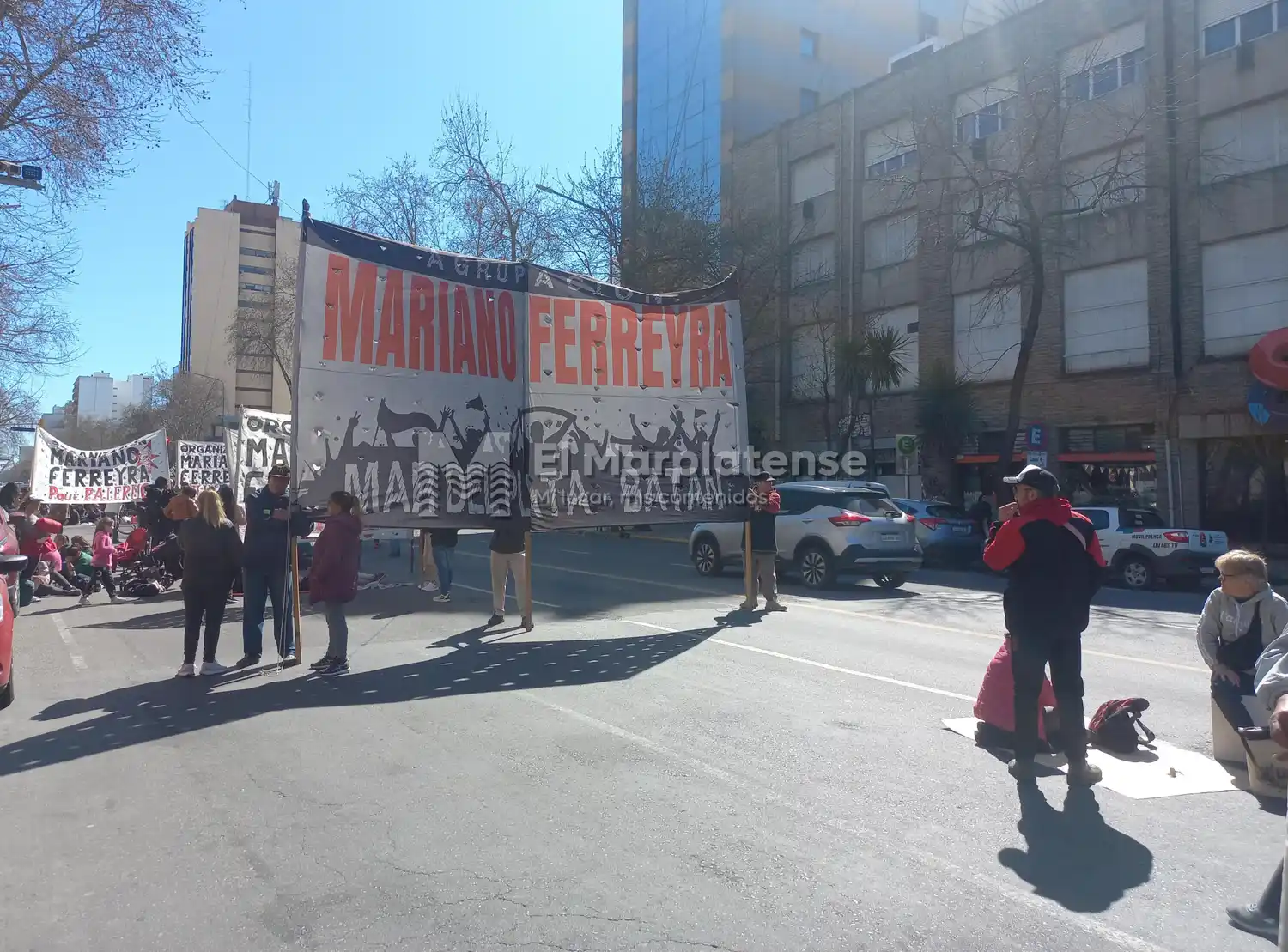 También reclamó por "mayor atención" en los barrios y que este año otorguen la canasta navideña.
