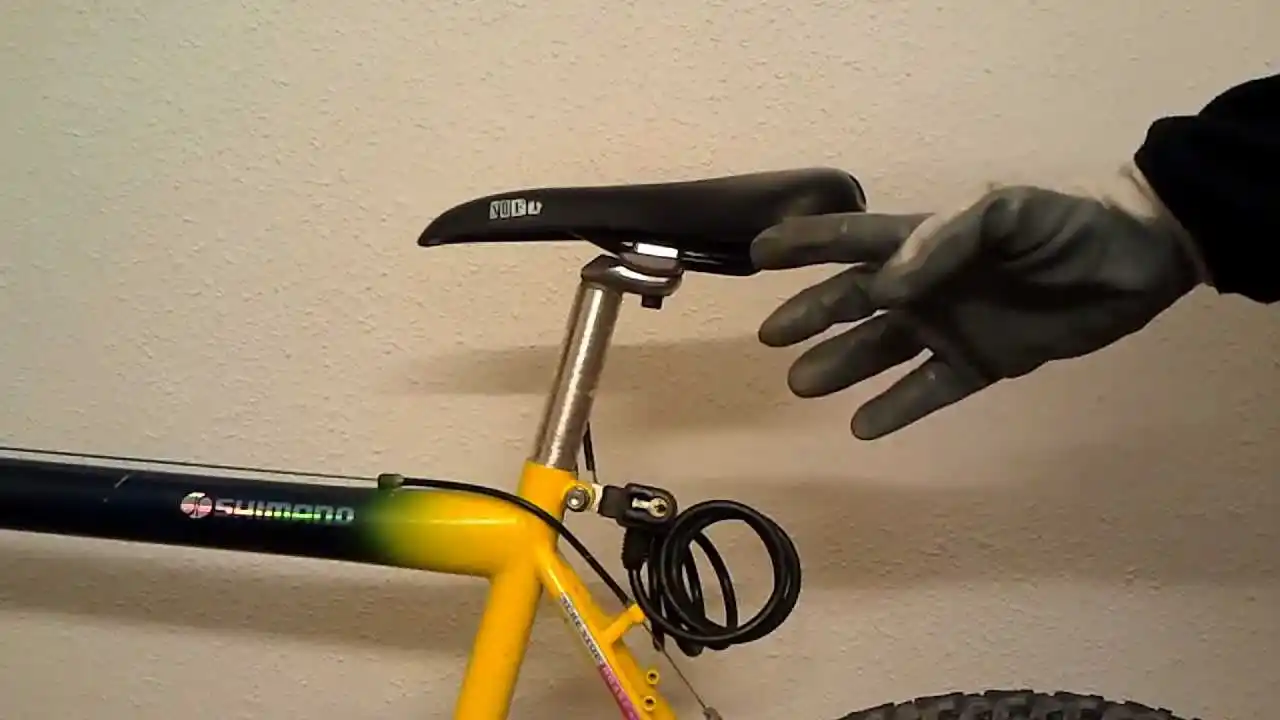 Robó 159 asientos de bicicleta