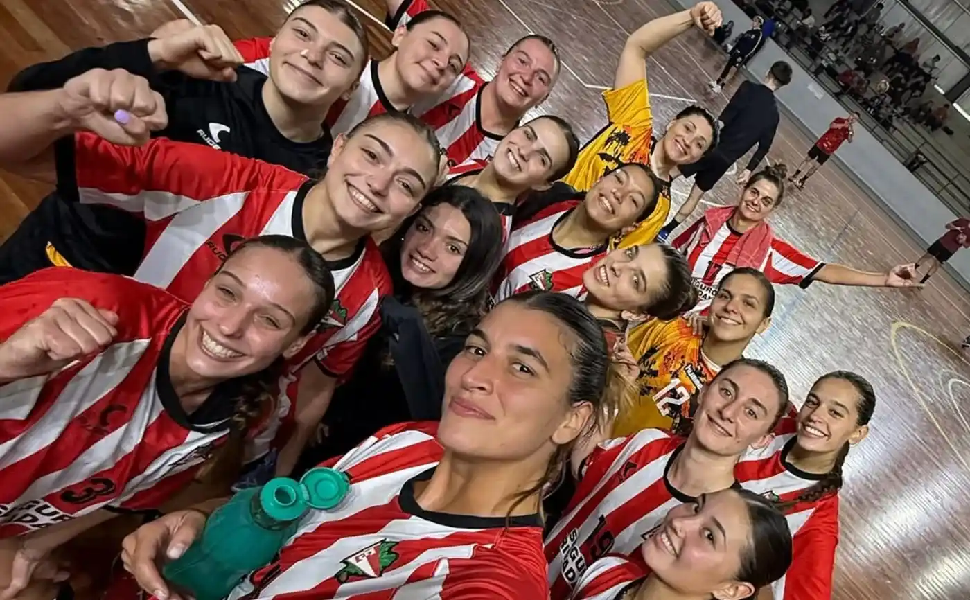 Otra vez filmadas en el vestuario: jugadoras del equipo de handball de Estudiantes de La Plata denunciaron que las espiaban
