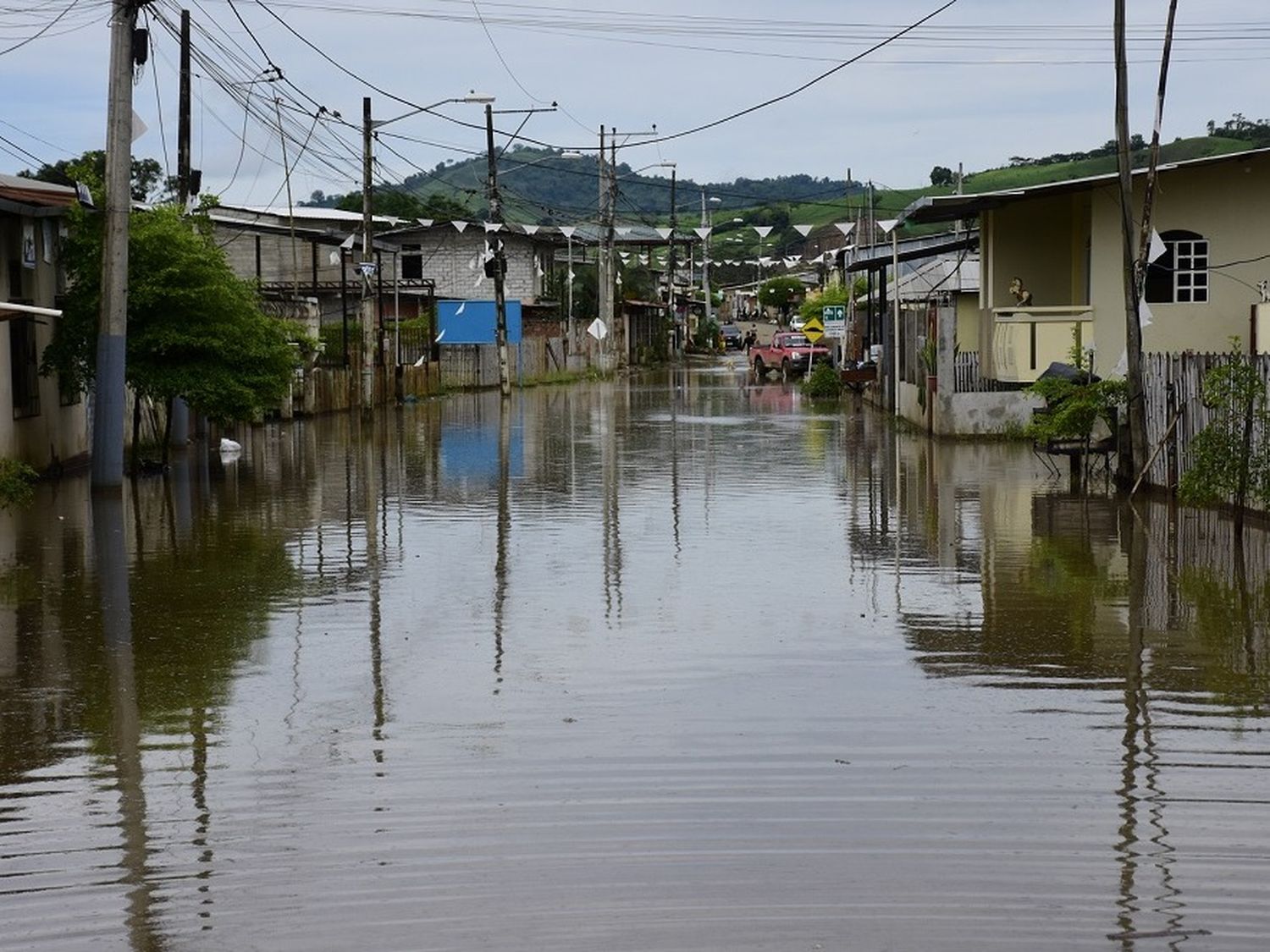 Invierno ecuatoriano deja 19 muertos y más de 90.000 personas afectadas