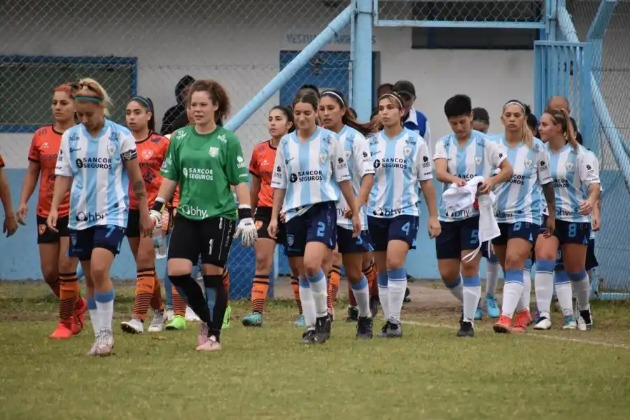 El equipo Femenino de Atlético inicia su camino por el Reducido por un ascenso a la Primera "B"