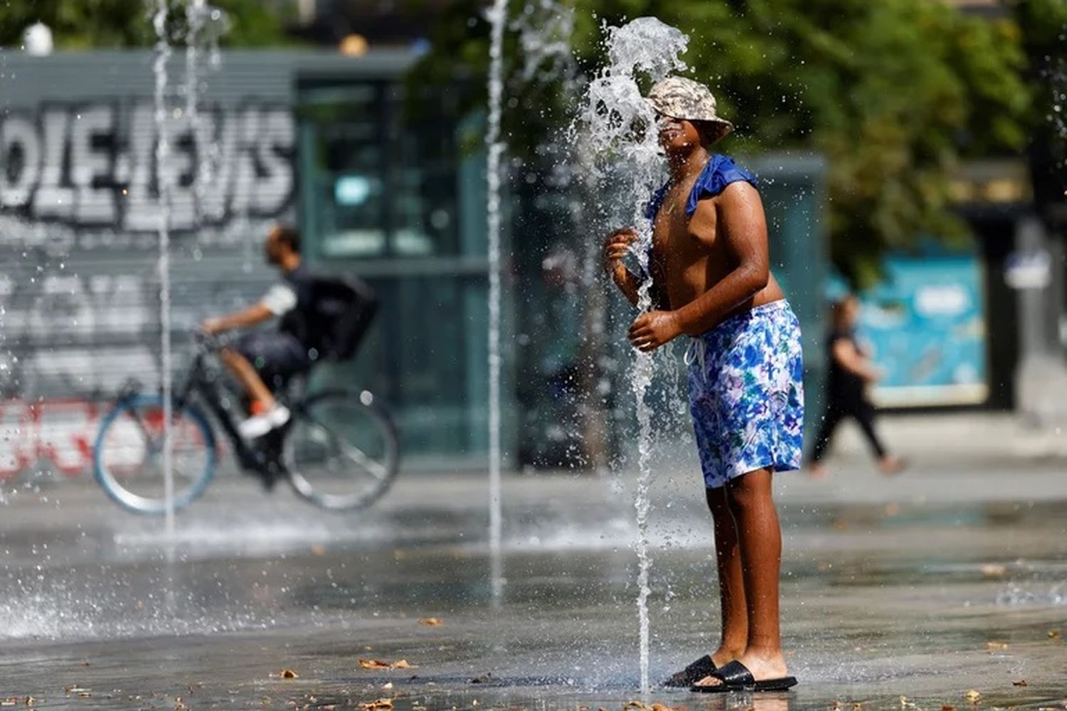 Pronostican una primavera y verano más cálidos de lo normal en Argentina