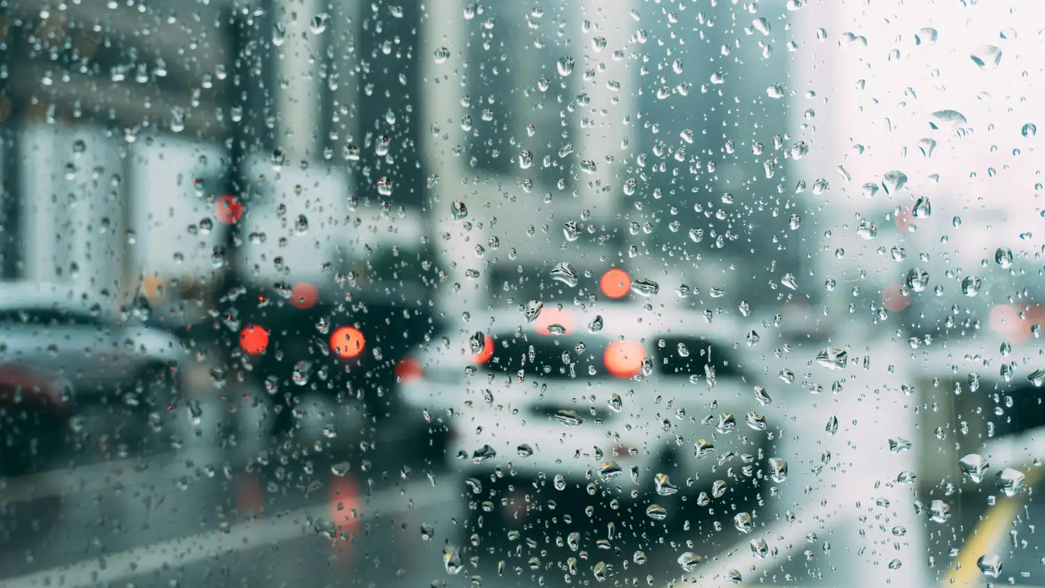 Un sábado para quedarse en casa, con lluvias y bajas temperaturas.