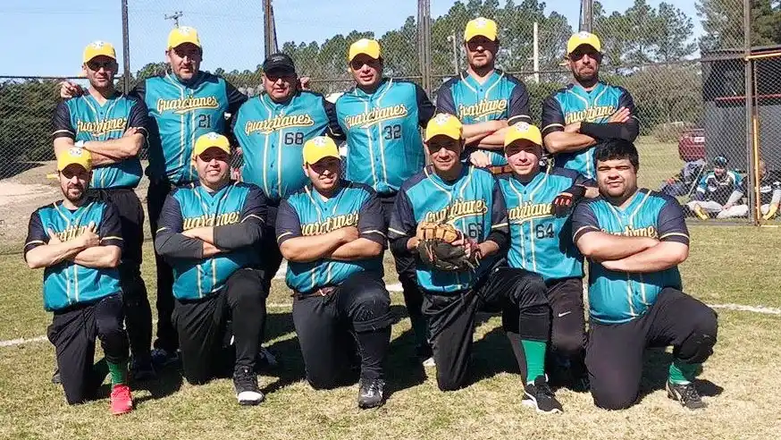 Guardianes de General Campos campeones de Softbol