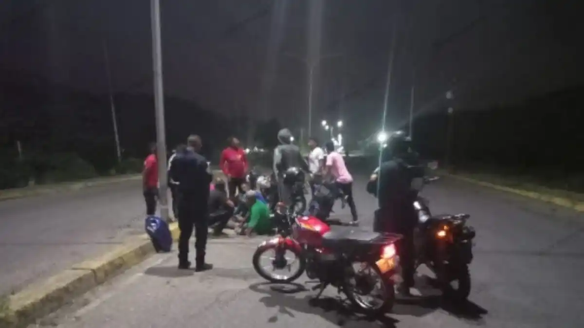 Motorizado perdió la vida tras estrellarse contra un poste (DETALLES)