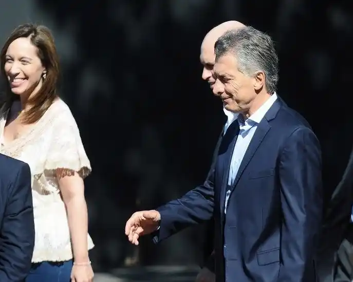 Macri reúne a su mesa chica tras el cimbronazo por la disparada del dólar