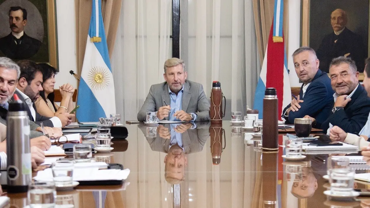 Gabinete provincial: agenda cargada entre historia, educación, salud y vínculos con Nación