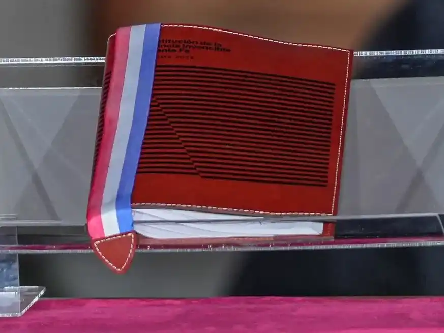 La nueva Constitución Provincial. Foto: Prensa GSF