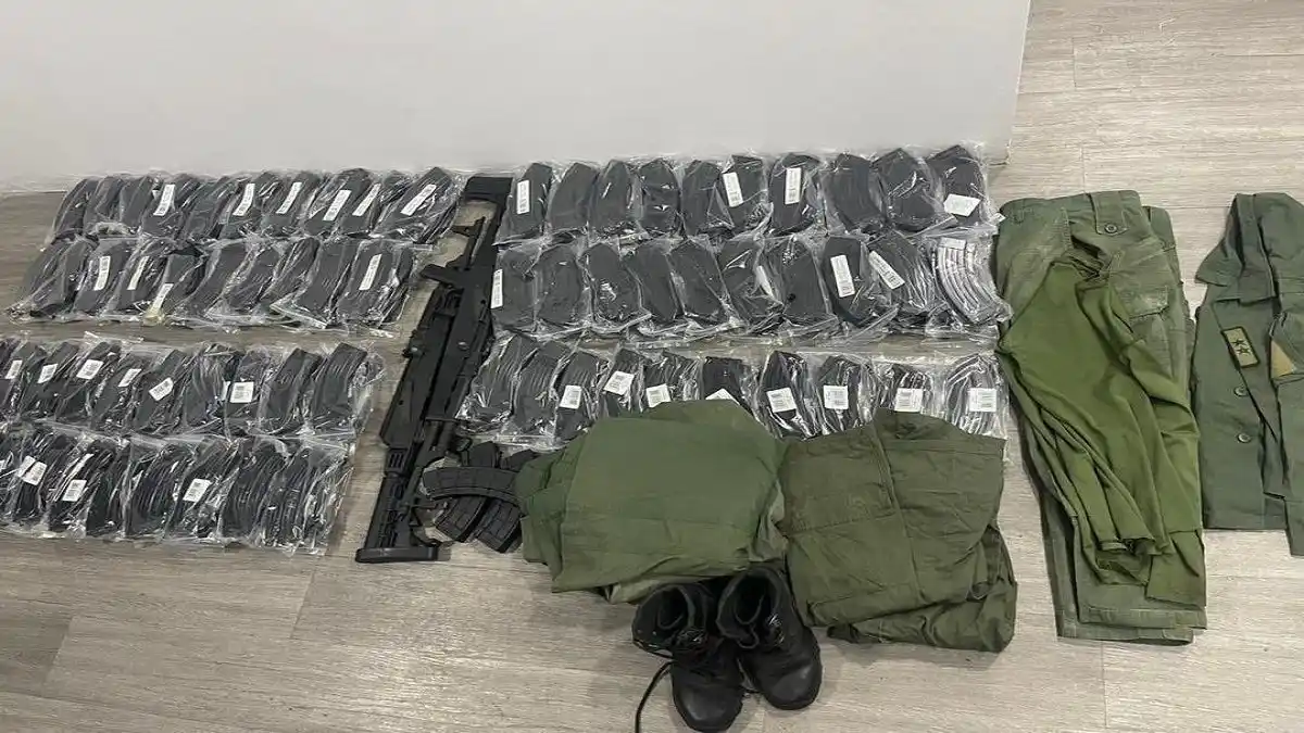 ¡DEL 23 DE ENERO A PUERTO AYACUCHO! AGARRAN a oficial de la FANB y otro militar que llevaban fusiles a delincuencia organizada
