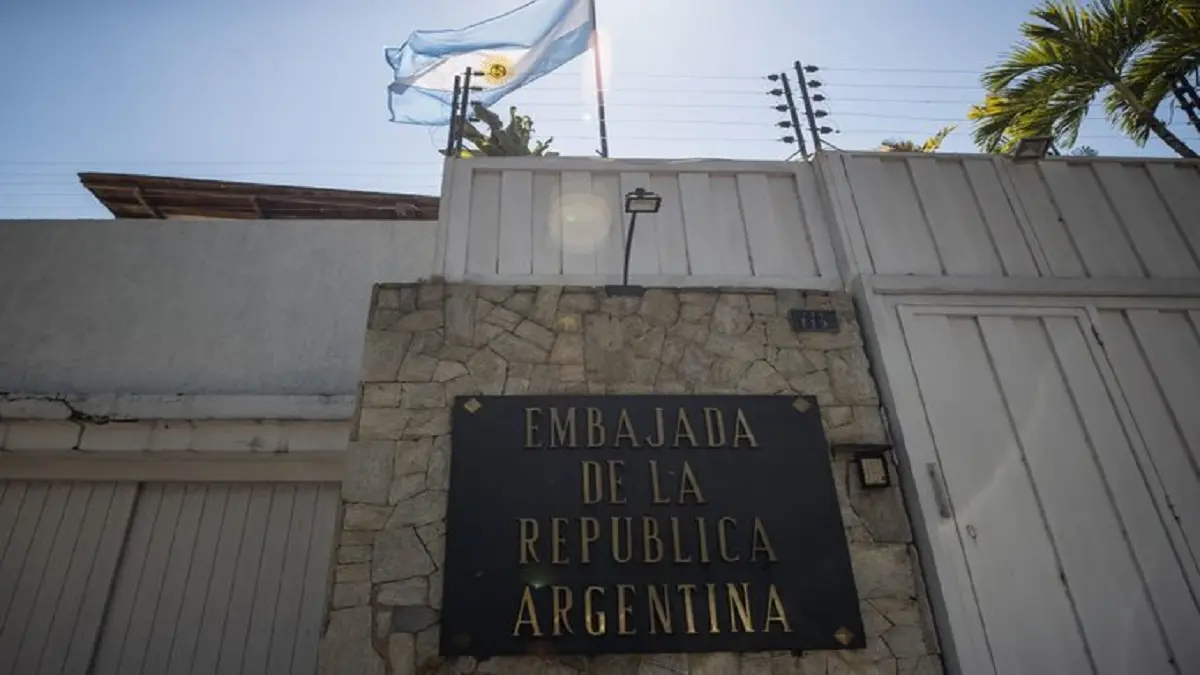 HAN PASADO CASI 2 MESES: dirigentes de Vente Venezuela aún esperan el salvoconducto para salir de la embajada de Argentina