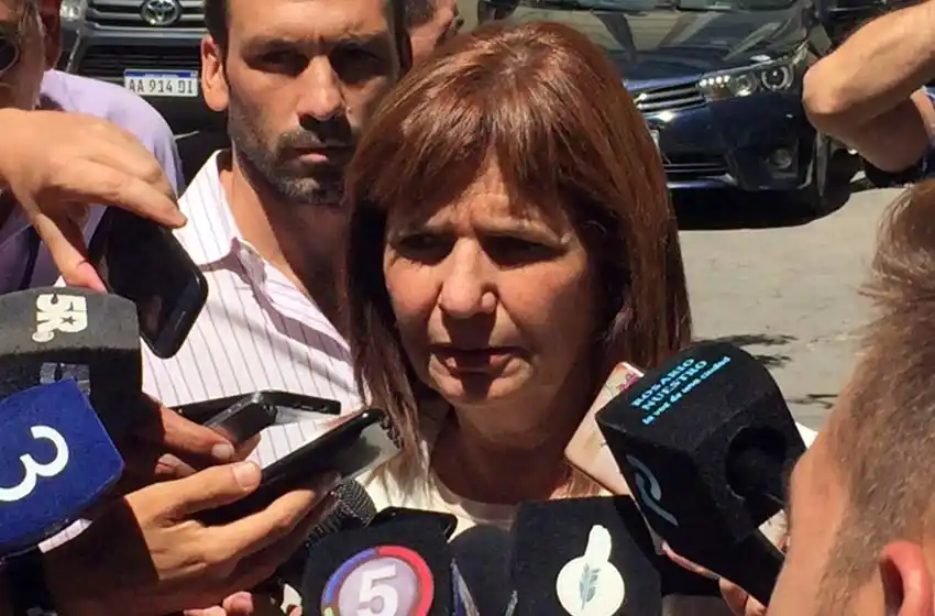 Bullrich no se rinde y afirmó que “la seguridad está garantizada” para jugar con visitantes la Libertadores