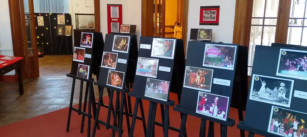 Comenzó la muestra sobre las Fiestas Estudiantiles de Concordia