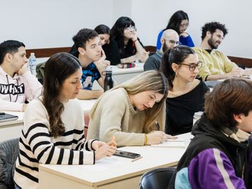 El Municipio participó con su oferta de carreras y cursos en la Muestra Educativa de la UNMdP