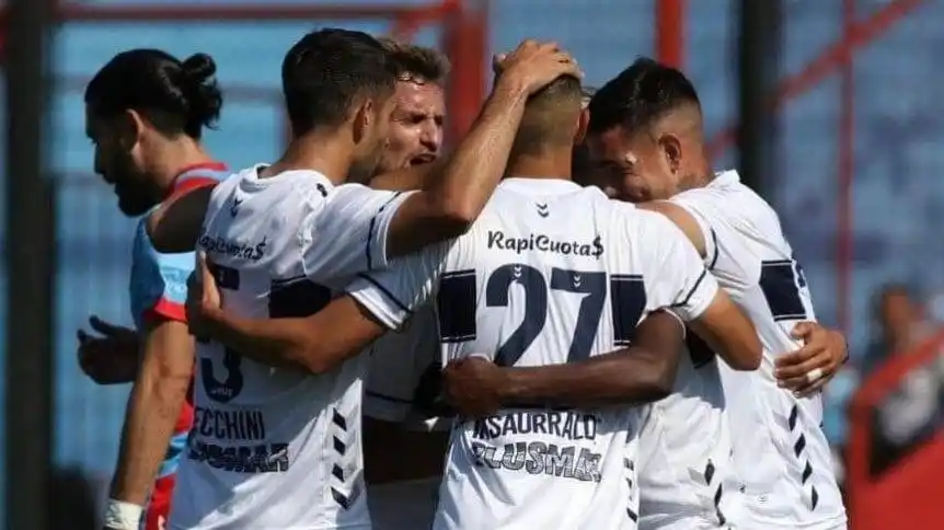 Arsenal cayó como local ante Gimnasia