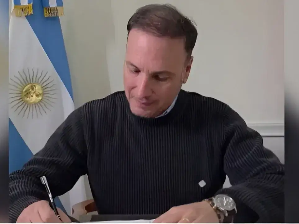 El ministro de Obras Públicas hizo el anuncio a través de un video. Foto: captura de video.