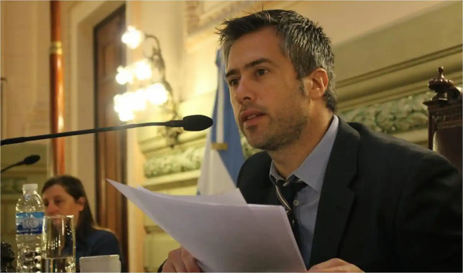 Insisten con la presencia de Pullaro en la Legislatura