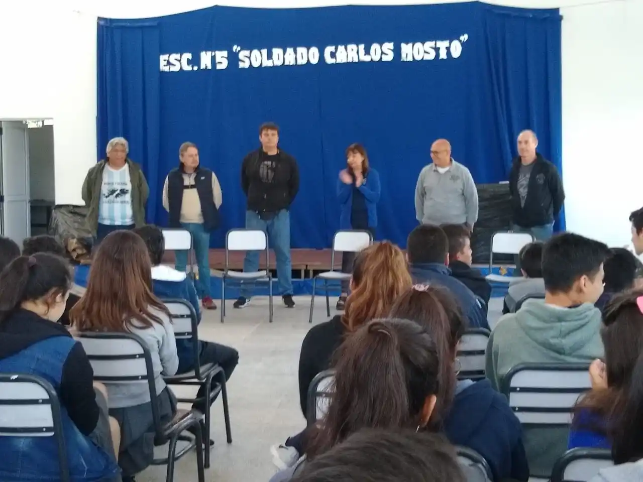 Donaron seis ventiladores para la escuela Soldado Carlos Mosto