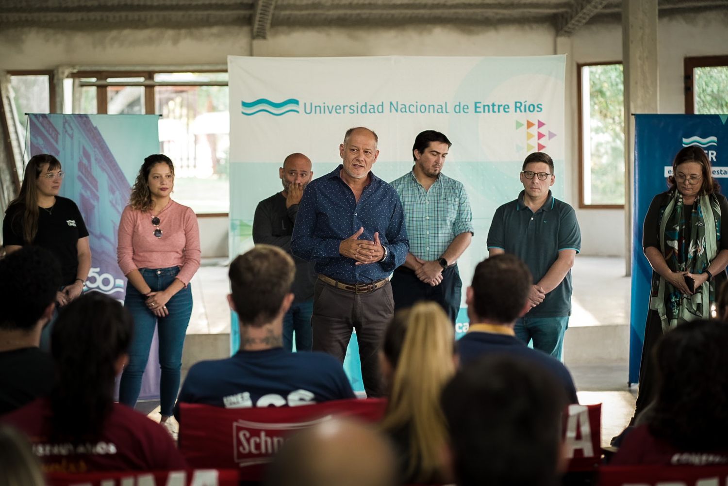 “Priorizamos a nuestros jóvenes, sus miradas y necesidades”, indicó Sabella