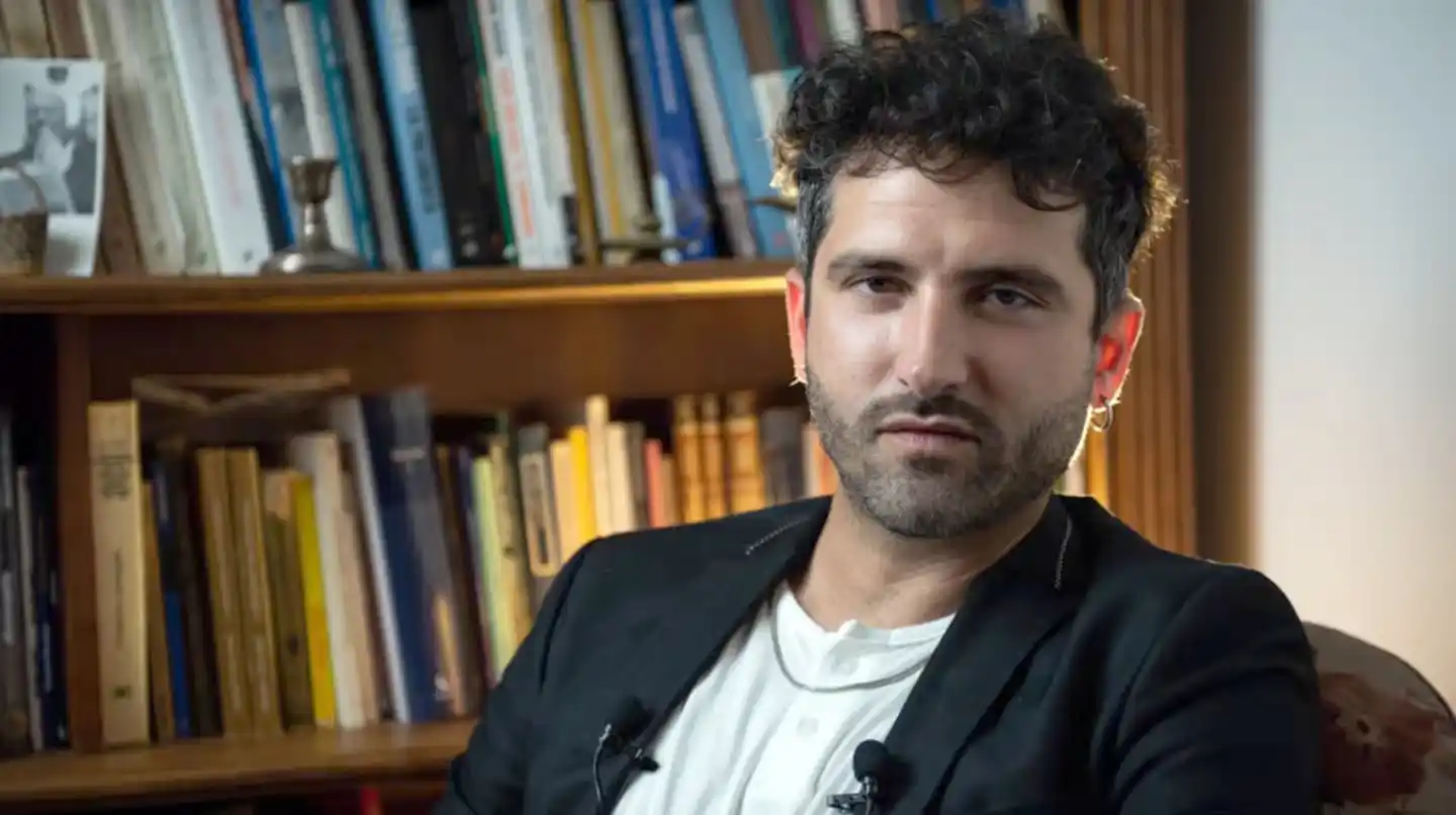 Psicoanalista. Javier Pérez, conocido como el Dr. Chinaski