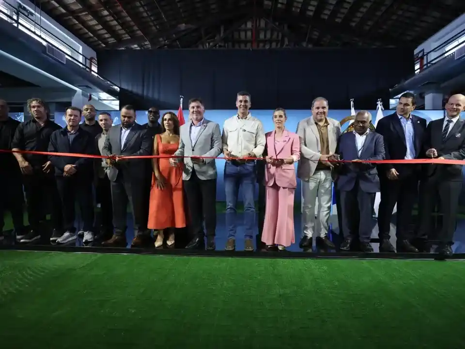 FIFA inauguró este martes en la ciudad de Asunción, una inédita exposición por su aniversario número 120.Foto:Conmebol