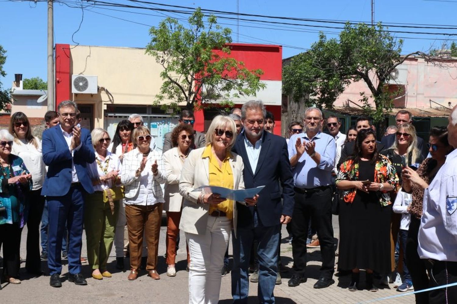 Mirabella y la Presidenta de la Rural Norma Bessone
