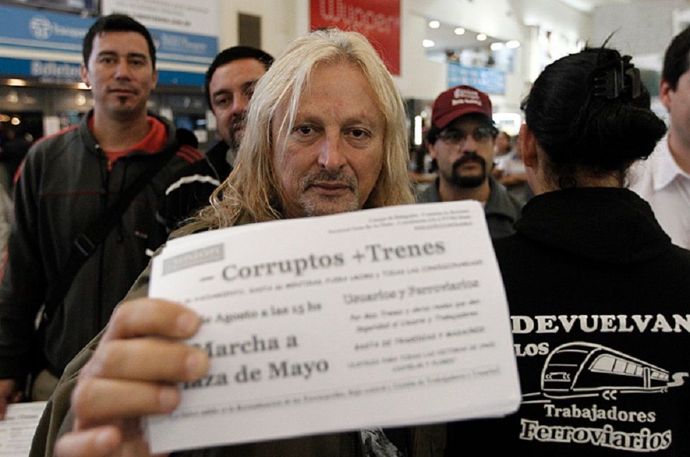 Tragedia de Once: Movilización a Plaza de Mayo por un "tren seguro para todos"
