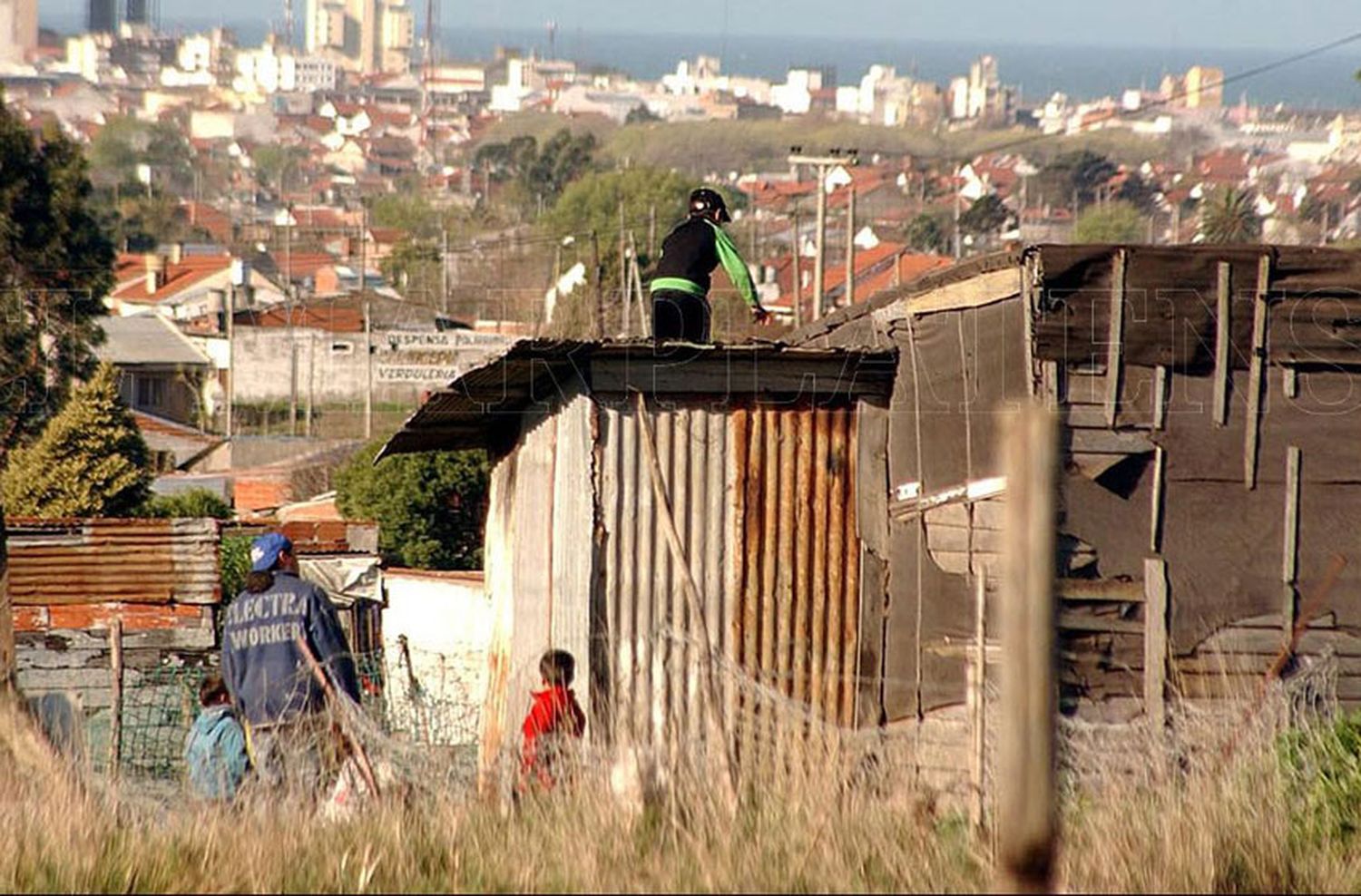 COVID-19: se demora la llegada del Plan Detectar y temen contagios en villas marplatenses